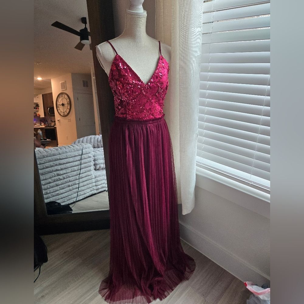 Soieblu Sequins And Tulle Backless Long Gown Size… - image 4